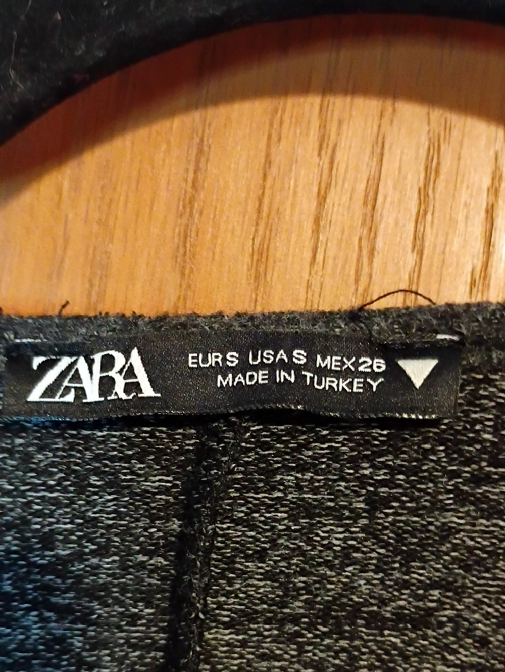 ZARA Soft Dark Gray Pearl-Trimmed Long Sleeve Top Size Small - Picture 2 of 6